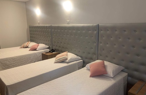 Zona Sul Hotel | Discover Plaza Spania: Family-Friendly with Spa & Breakfast