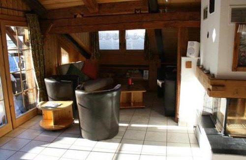 Sent Apartment | Family-Friendly Retreat at Plazzetta 23 - Rated 8/10