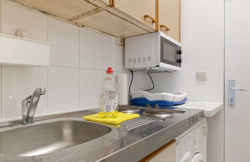 Brigittenau Apartment | Cozy 1BR Apartment Steps from The Danube & Millennium T.