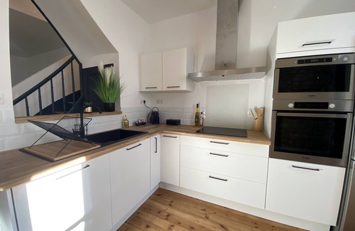 Angouleme House | Inviting House in Angoulême Downtown with Family Amenities
