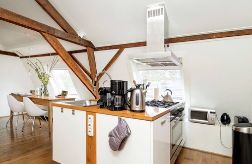 Leende Apartment | Cozy Apartment in Leende with Terrace & Pet-Friendly Amenities
