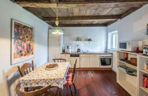 Unsleben Apartment | Cozy Apartment in Unsleben with Family and Pet-Friendly Amenities