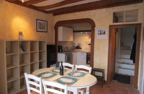 Fresnay-sur-Sarthe House | Delightful Cottage by Sarthe with Pool and Pet-Friendly