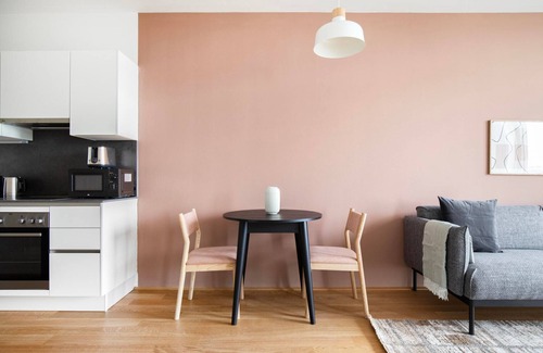 Donaustadt Apartment | Delightful Donaustadt 1BR with Playground & Gym Access