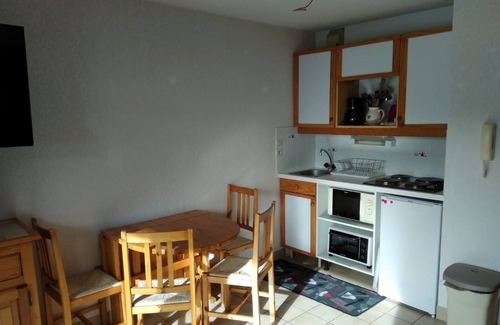 Hirmentaz Apartment | Charming Studio for 4 in Haute Savoie: Lakes & Mountains