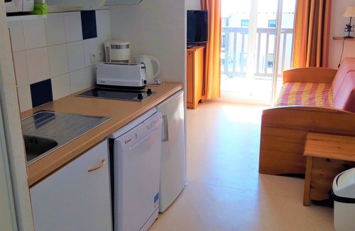 Font-Romeu-Odeillo-Via Apartment | Cozy Font-Romeu Studio with Mountain Views & Pool Access
