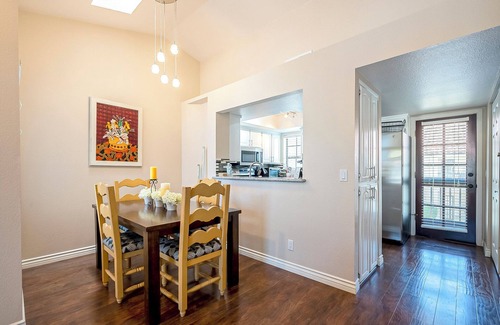La Contessa Condo | Comfortable Front Quarters with Pool and Kitchen Amenities