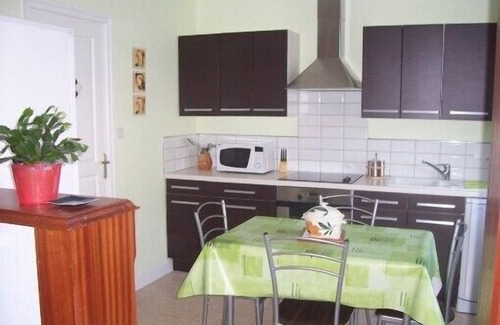 Saint-Marcouf House | Beachside Retreat: 9.6/10 Rated, Pet Friendly with Spa
