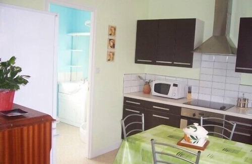 Saint-Marcouf House | Beachside Retreat: 9.6/10 Rated, Pet Friendly with Spa