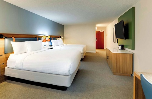 Oyster Point Resort | Exceptional Units for Pets, Perfect Location Awaits You!