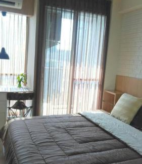 Kelapa Gading Timur Apartment | Cozy 1BR Tifolia Room with Pool and Restaurant Access