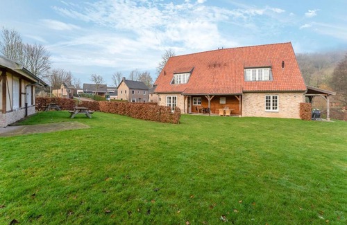 Slenaken Apartment | Inviting Villa in Slenaken with Garden & Family-Friendly Amenities