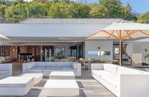 Flamands Villa | Villa My Way in Flamands: Jacuzzi with Ocean Views