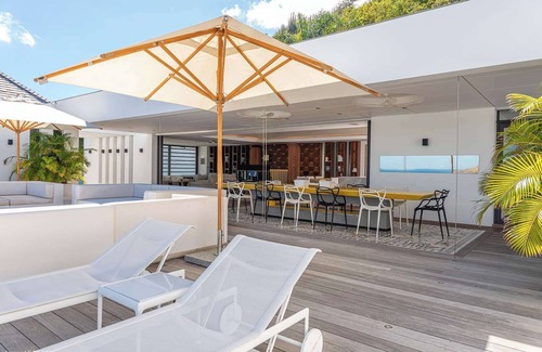 Flamands Villa | Villa My Way in Flamands: Jacuzzi with Ocean Views