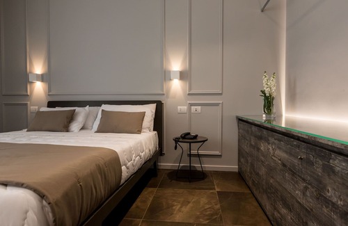 Old Town Bed & Breakfast | Discover Plebis: A Top-Rated B&B in Central Catania