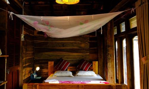 Pleiku House | Top-Rated Plei Homestay & Café: Pet-Friendly Retreat
