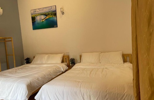 Pleiku House | Pet-Friendly Pleiku Homestay: Guest Rated 9/10 with Breakfast