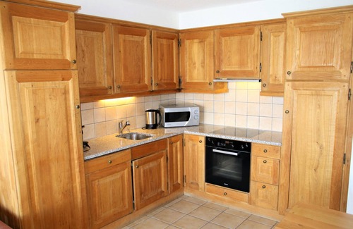 Veysonnaz Apartment | Mountain Retreat at Plein Ciel: Family-Friendly Getaway