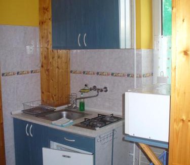 Sarvar Apartment | Family-Friendly Pleiveisz Apartman with Top Guest Ratings