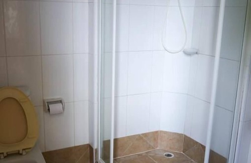 Makham Tia Hotel | Top-Rated Plernpetch Hotel with Breakfast & Family Amenities