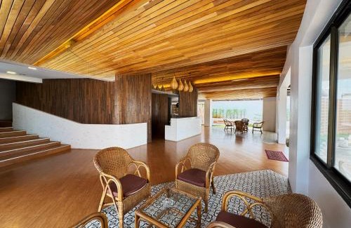 Makham Tia Hotel | Affordable Plernpetch Hotel - Family-Friendly Comfort Awaits