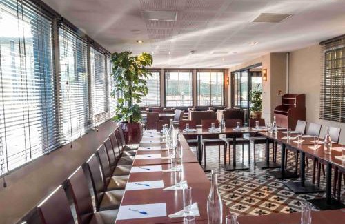 Le Plessis-Robinson Hotel | Discover Plessis Parc Hôtel: Family-Friendly & Accessible
