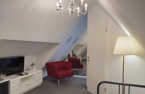 Seliste House | Highly Rated Plitvice Falls Cottage with Family Amenities
