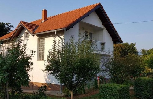 Smoljanac House | Explore Plitvice Oaza Mira: Family-Friendly Retreat