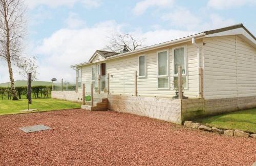 Welton House | Experience Comfort at Plot 32 - A Premier 4-Star Retreat