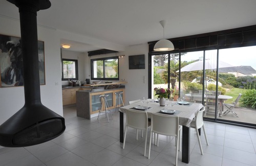Plougasnou House | Plougasnou Oceanfront Villa with Breakfast & Stunning Views
