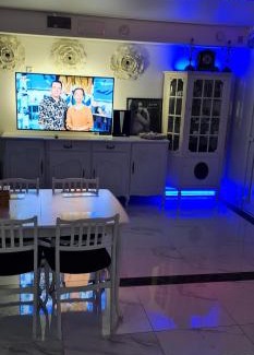 Anyksciai Apartment | Discover plt&EVA: Family-Friendly Stay with Breakfast
