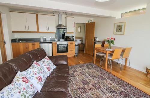 Longford Apartment | Plum Hill Apartment: Family and Pet-Friendly Retreat