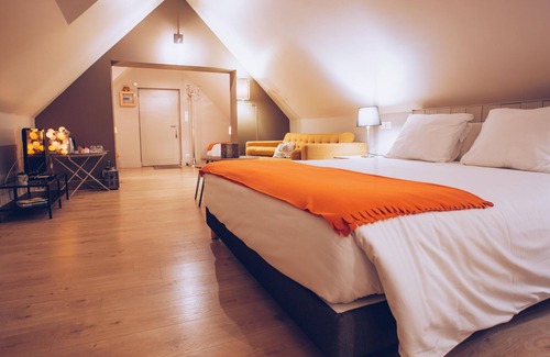 Ecurie Bed & Breakfast | Plumes & Coton: Guest Rated 10/10 with Family-Friendly Perks
