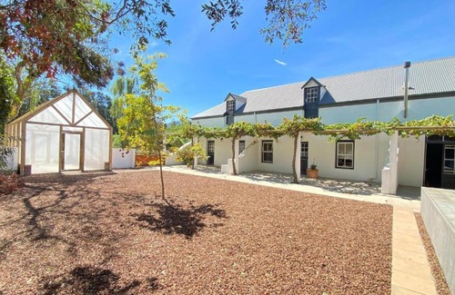 Riviersonderend Apartment | Family-Friendly Stay at Plumtree Farm with Pool Access