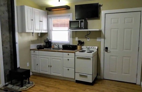 Newland House | Ocean View Studio at Plumtree Mountain Retreat - 9.6 Rated
