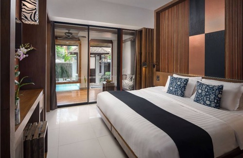 Lamai Resort | Indulge in Plunge Pool Suite 15 with Spa and Hot Tub