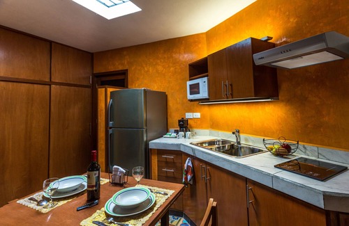 Centro Apartment | Inviting Studio with Plunge Pool & Netflix, 9.4/10 Rated