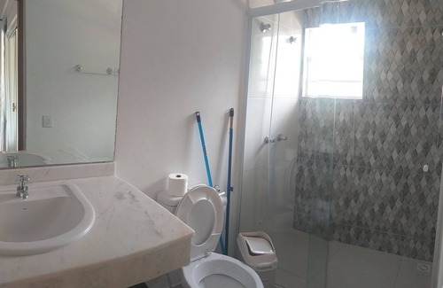 Bexiga House | Cozy Couple Suite with Mini Kitchen for Your Getaway