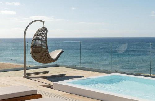 Puerto del Carmen Hotel | Experience Plus Fariones Suite Hotel with Oceanfront Bliss