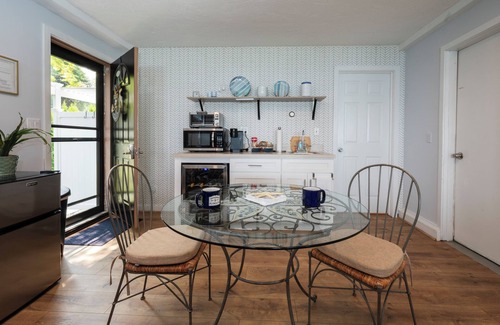 Plymouth House | Oceanfront Plymouth Suite with Spa and Ocean Views