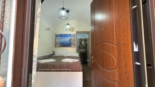 Naples City Centre Apartment | PM 7 Vico Avallone