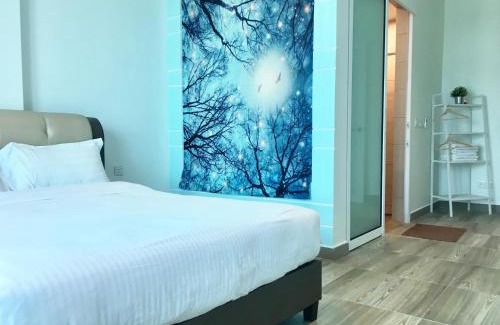 Taman Jubilee House | Spacious PM Octagon Ipoh Duplex Suite with Pool & Family Fun