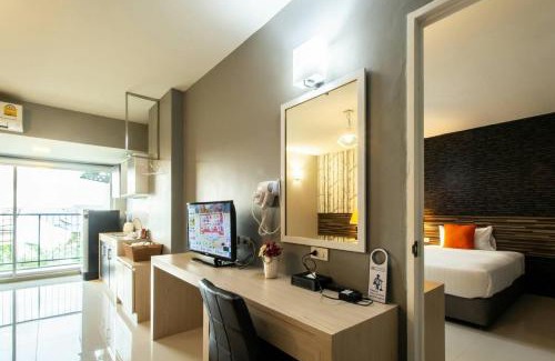 Hat Yai Hotel | Discover PM Residence: Poolside Comfort and Family Fun