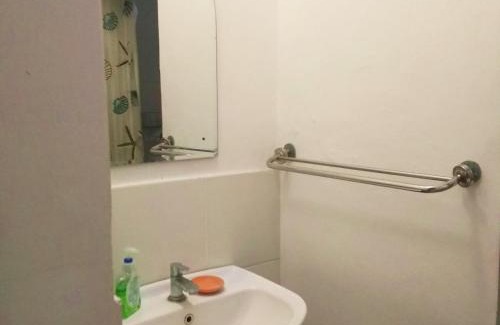 Jakarta House | Exceptional PM Room: Child-Friendly with Perfect Ratings