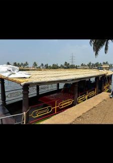Alappuzha Boat Rental | PM shikkara boat