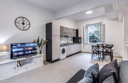 Quartiere XIII Aurelio Apartment | Enjoy Family-Friendly Stays at PMT APT with Great Amenities