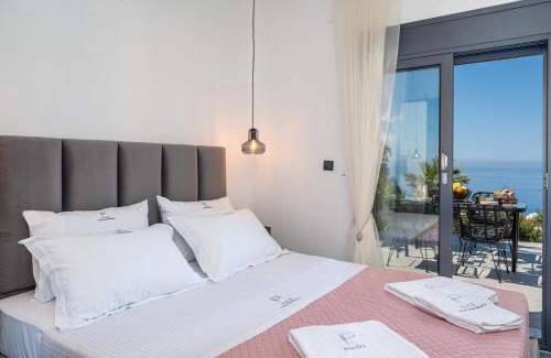 Vlachata Apartment | Experience Elegance at PNOĒ Luxury Apartments