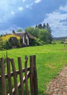 Kurtuvenai House | Discover PO NENDRIŲ STOGU - Pet Friendly Retreat with Hot Tub