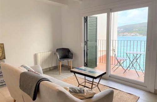 Cadaques Apartment | Dreamy POAL Duplex with Oceanfront Views in Cadaqués