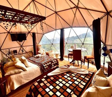 Poasito Cabin | Explore Poas Volcano Observatory Lodge & Glamping Today